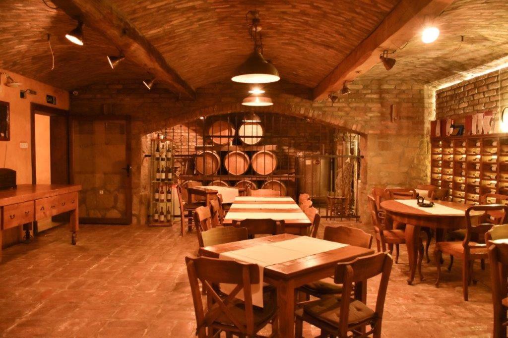 Garni Hotel Chicha - Winery Skrbic Beograd Eksteriør billede